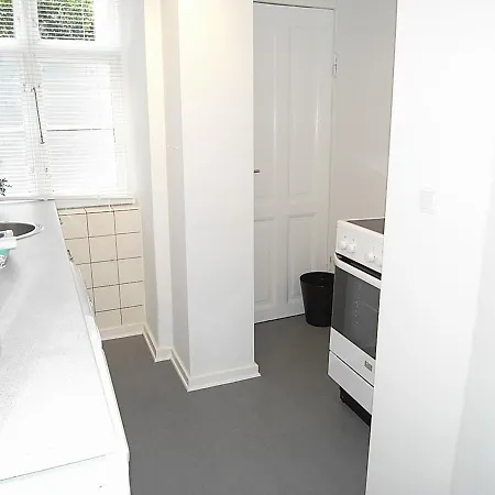 Naestvedgade 8, St. Tv. *